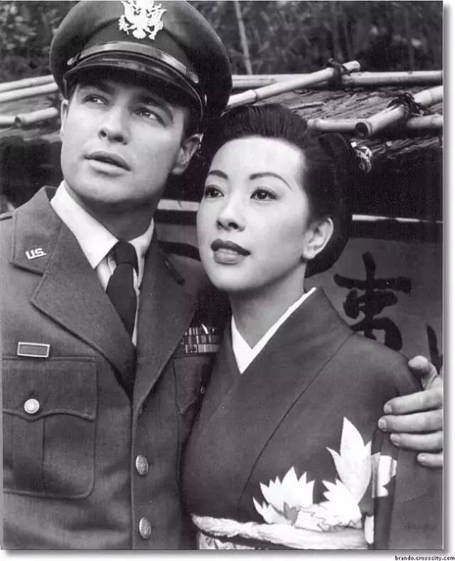 他是天才影帝,风流成性的好莱坞浪子,一部《教父》缔造不朽传奇