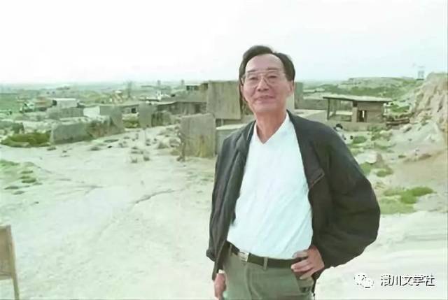 张贤亮与妻子曾长期分居 但对妻子有求必应(图/半岛晨报