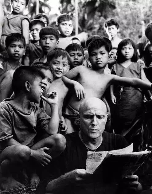 他是天才影帝,风流成性的好莱坞浪子,一部《教父》缔造不朽传奇