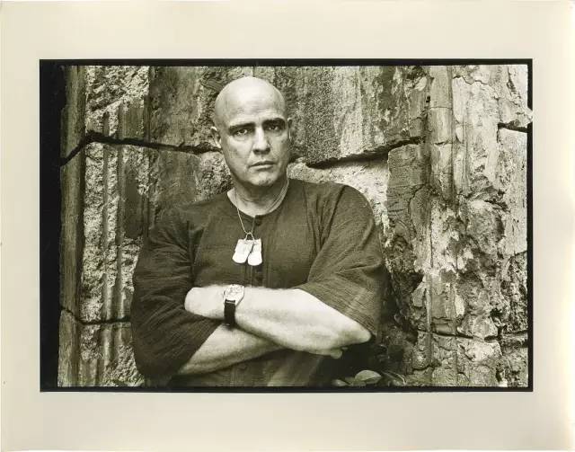 他是天才影帝,风流成性的好莱坞浪子,一部《教父》缔造不朽传奇