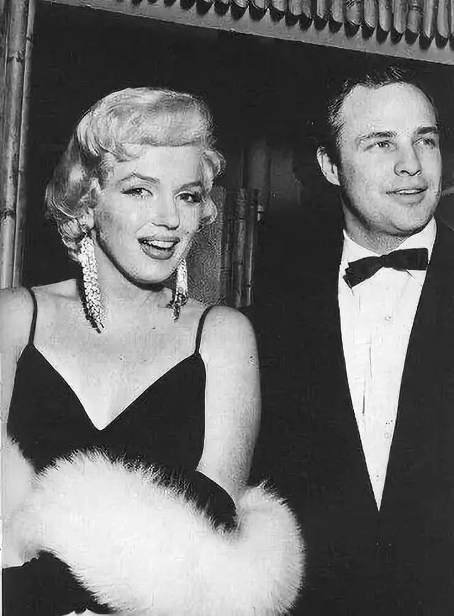 他是天才影帝,风流成性的好莱坞浪子,一部《教父》缔造不朽传奇