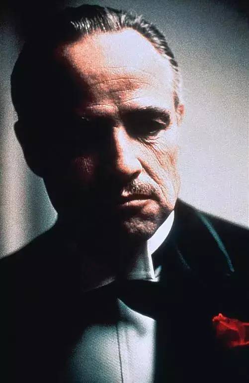 他是天才影帝,风流成性的好莱坞浪子,一部《教父》缔造不朽传奇