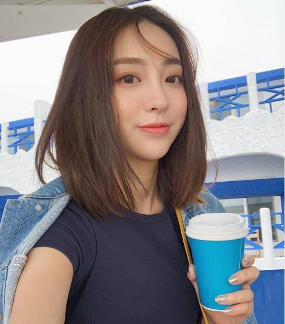 很有魅力的句子,干净有气质,拿去发朋友圈