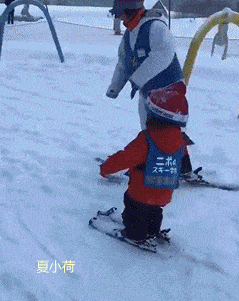 搞笑gif趣图:又抓住了一位野生的书法大师,我要不要打