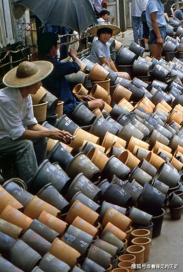 老照片 1986年美国外教拍摄的上海 勾起我们的