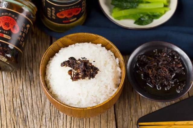 《舌尖2》里的油鸡枞,口口浓香,比肉都下饭!