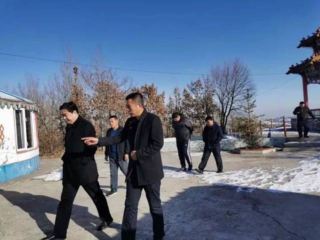 索曙辉到额尔和乡工作违建"最好"别墅工作脱贫督导和整治清查攻坚的梅江别墅问题图片