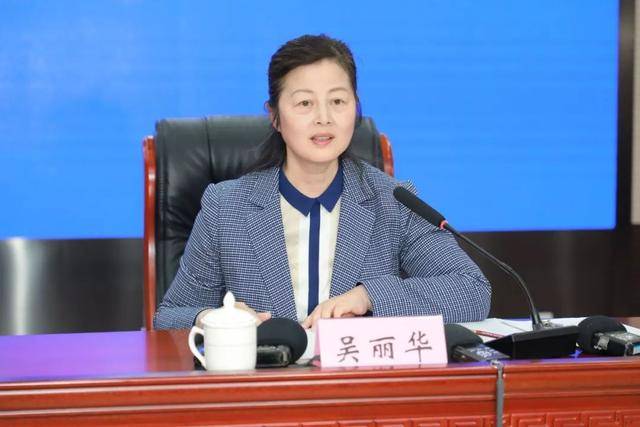发布人:省药监局局长 吴丽华 药品安全事关人民群众身体健康和生命
