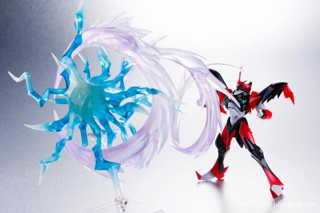 爱玩:evolution toy宇宙骑士 铁甲人 伊比路