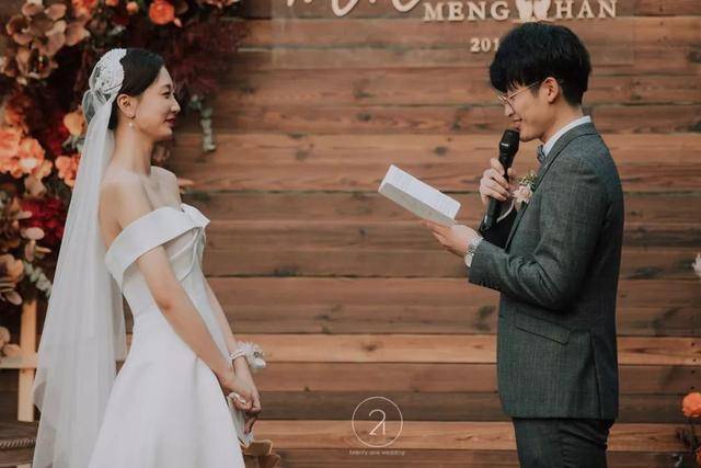 收好这份小众英文歌单,让你的婚礼连音乐都不