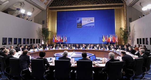 宣布永不加入北约的欧洲国家,我国曾给予援助