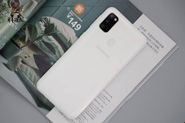 三星galaxy m30s值得入手吗?