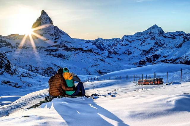 瑞士旅行该去哪?冬季的马特洪峰美成水墨画,去