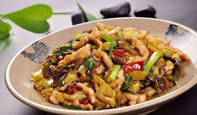 猪油渣别扔,用它做成包子,喷香可口吃不够!