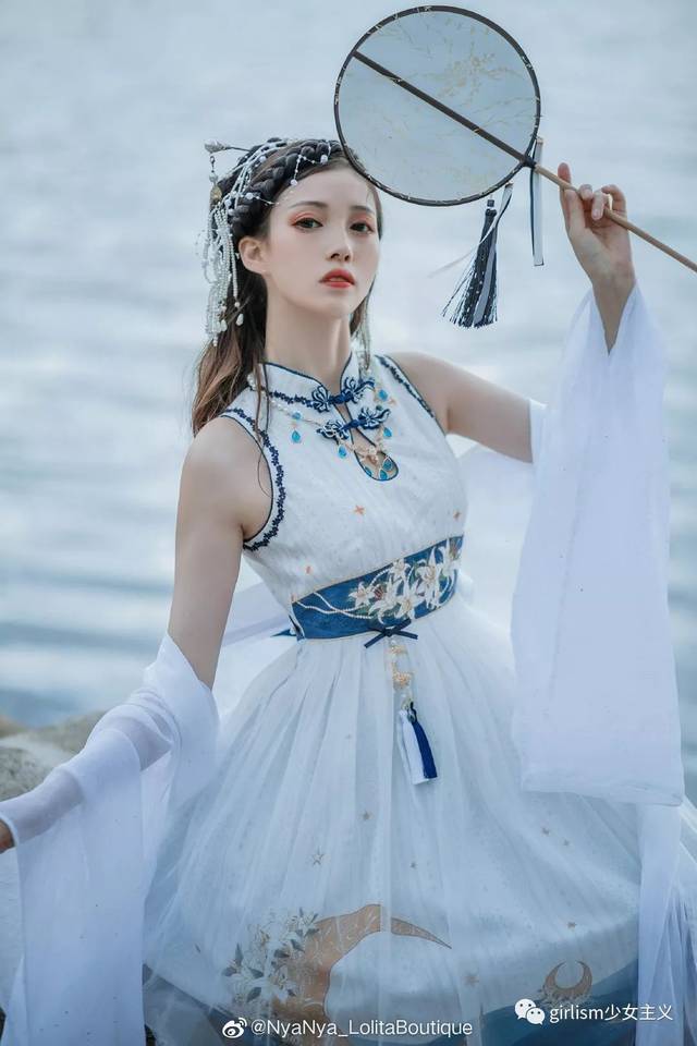 中华风lolita,起源于这样的小裙子?