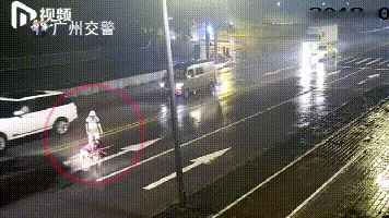 广州学生情侣深夜在马路中间吵架,女生被撞飞身亡!