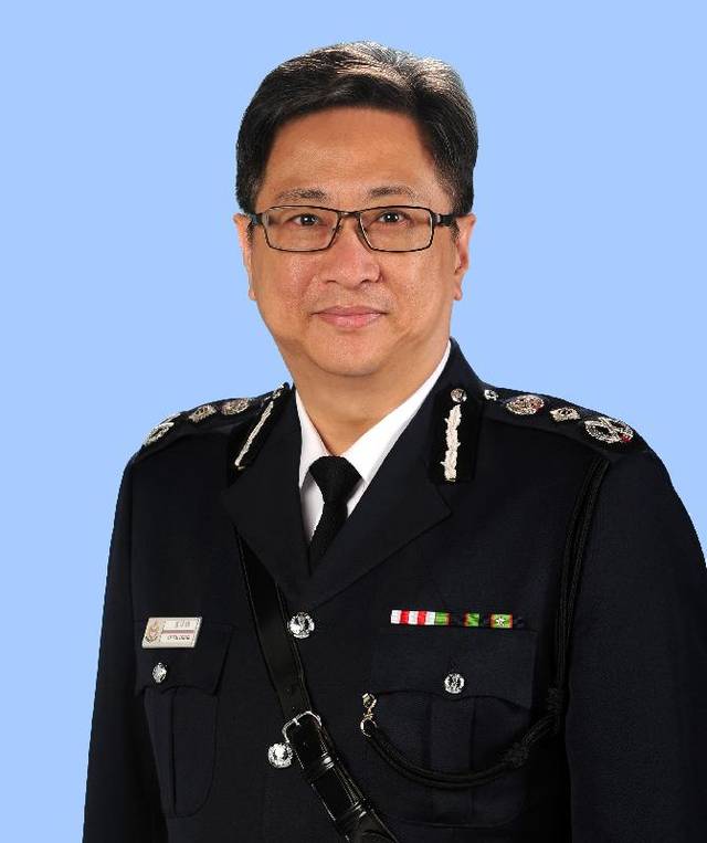 香港警务处处长邓炳强照片和简历来了