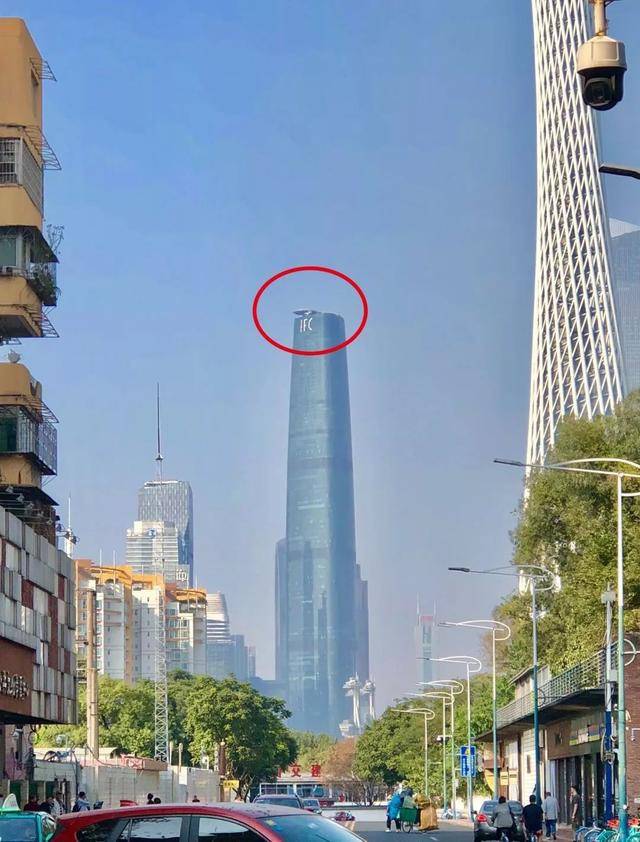 广州国际金融中心(ifc) 广州地标之一, 主塔楼高440.75米!