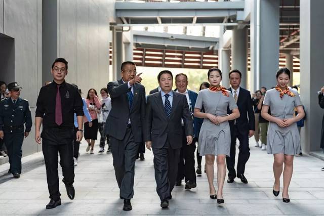 北理工珠海学院学费图片