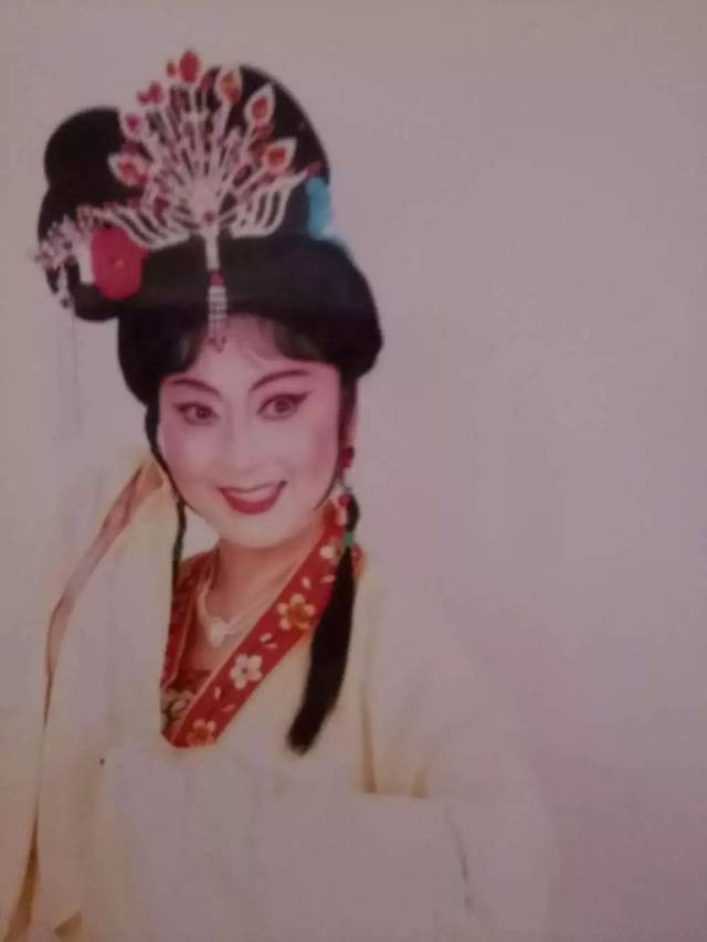 " ·扬剧演员金素琴艺术人生