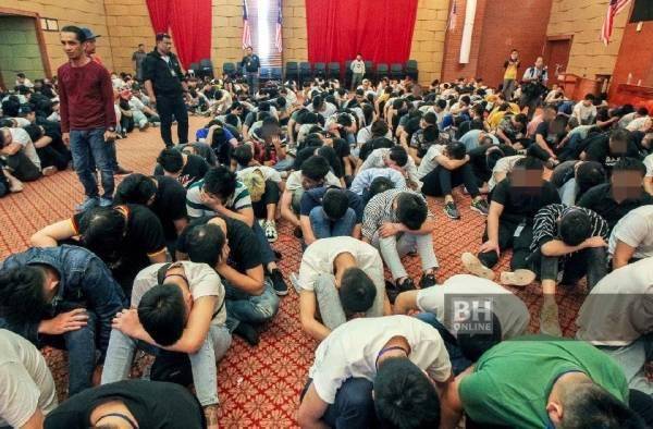 马来西亚警方拘留14名日本籍诈骗嫌犯
