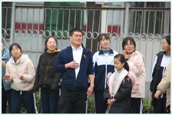 "篮"不住你的风采 ——宁阳一中第二十届校园文化节班级篮球比赛开幕