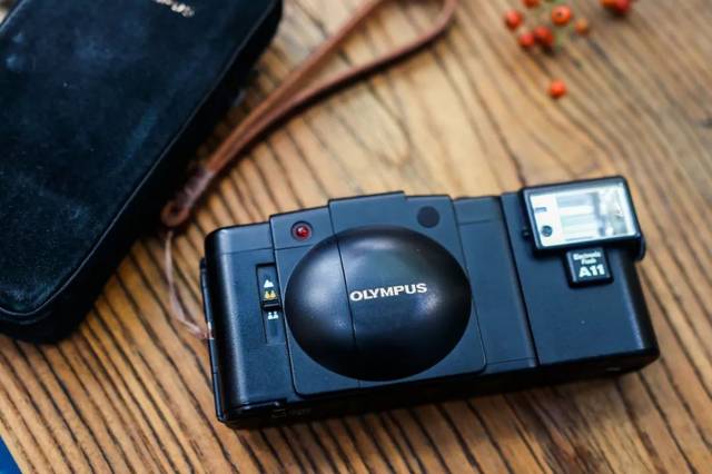 《给上海人的不正经胶片相机推荐手册》