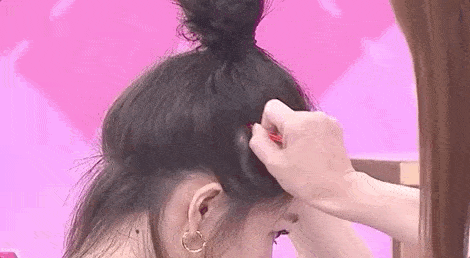 当刘诗诗和倪妮同框,两大天鹅颈的世纪对决谁赢?