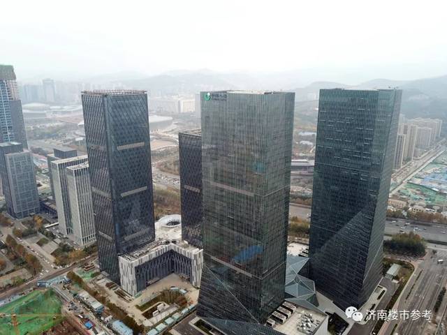 人寿大厦 cbd五指山的高度分别为: 山(428米,绿地建设),河(360米