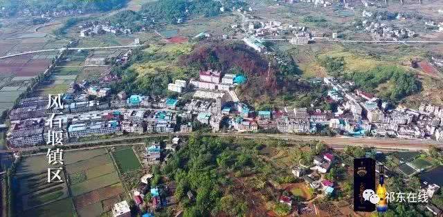 风石堰镇位于祁东县城西部,距县城10公里,北部山区与衡阳县接壤,1995