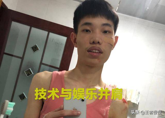 鲨鱼做客和平精英pel,个人技术不输职业,海报跟不求人同框