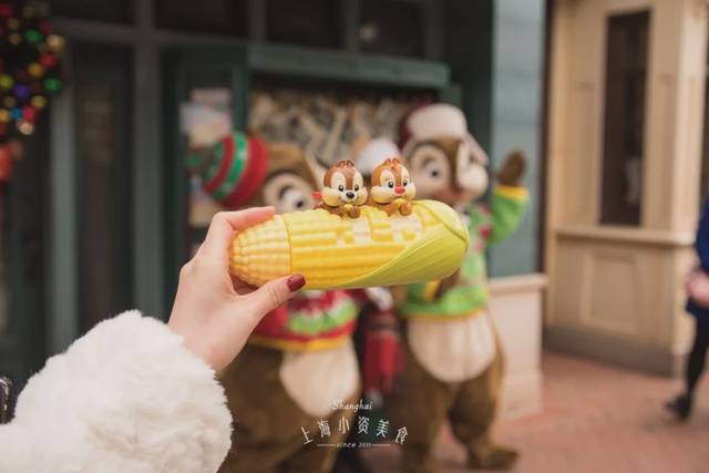 迪士尼化身现实版冰雪奇缘奇奇蒂蒂玉米杯热搜预定