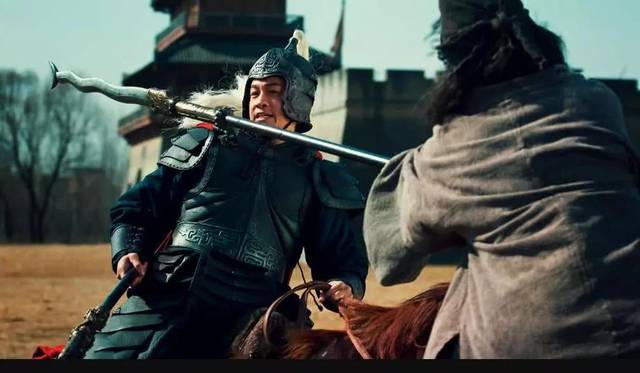三国演义:天下第一武将吕布只有一人敢挑战 就是他