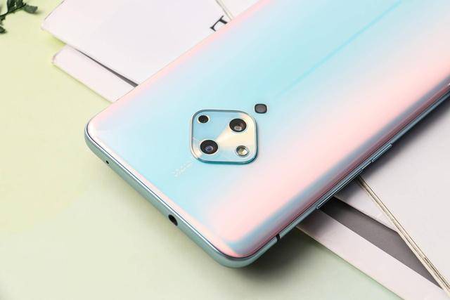 s5手机vivo参数,vivos5手机参数 晒自拍赢手机!vivo s5在11月30日开启活动,拍出你的美
