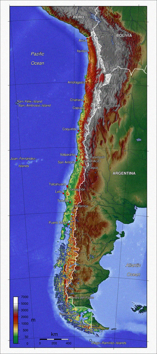 安第斯山脉纵贯切割南美大陆