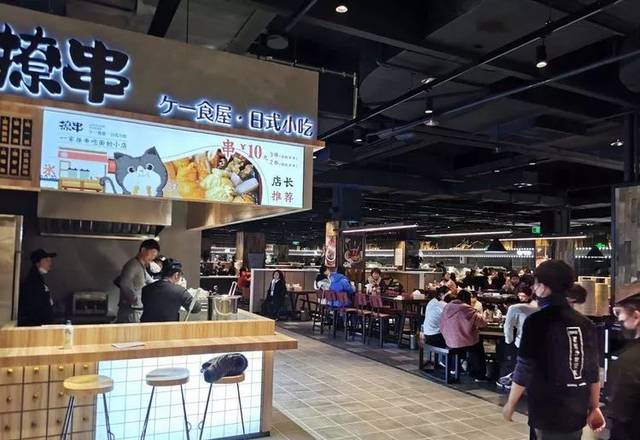 广场人气很高的湖南湘菜馆,也来北海店了,面积更大,的落地窗
