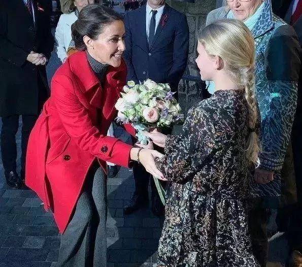 欧洲皇室花絮|满眼笑意,35岁卢森堡大王妃婚后