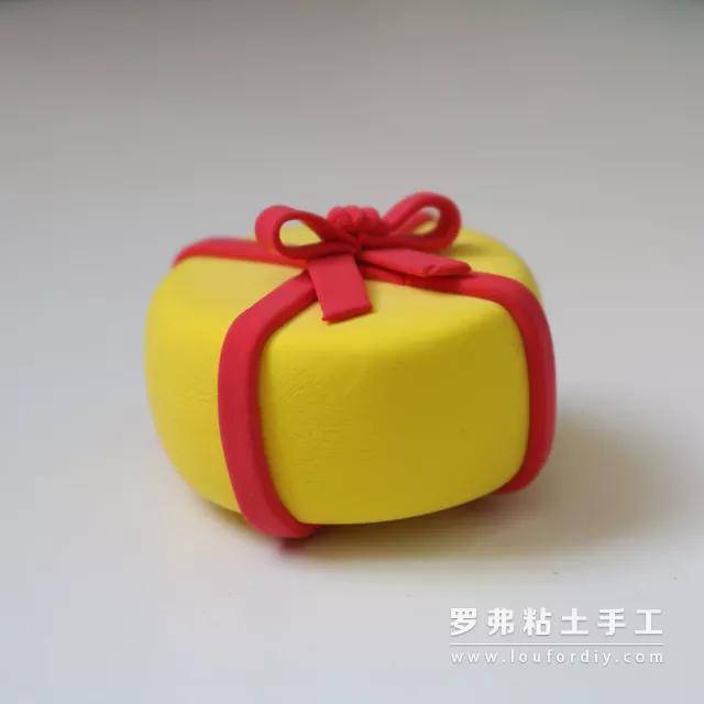罗弗超轻粘土教程简单的礼品盒教程制作方法