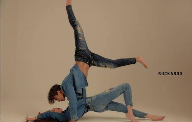 咋了爸爸舞蹈完整动作教学视频 004f2119b3134e66aa728261c927f627.jpeg