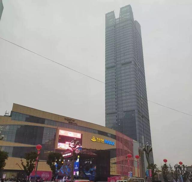 "保利mall南充"盛大开业,明宇又一大型商业综合体耀世启航