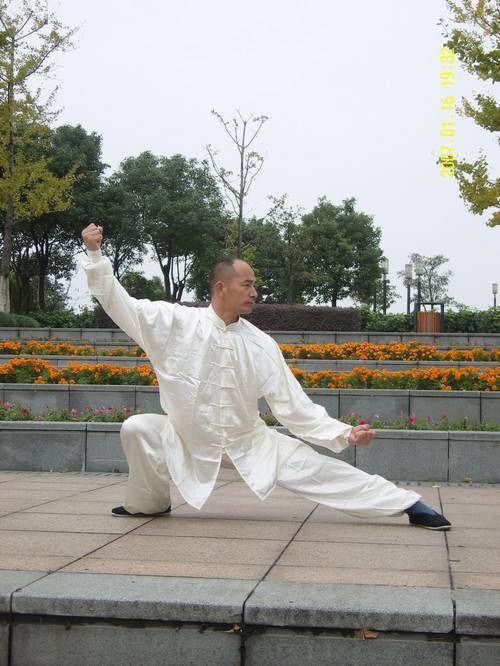入门学习陈式太极拳肩,肘,腕,手的训练方法