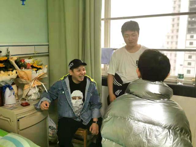 ag超玩会一诺手术顺利队员去医院看望聊天内容让一诺很难受