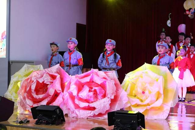 【三年级专场】共筑梦,欢歌奔小康