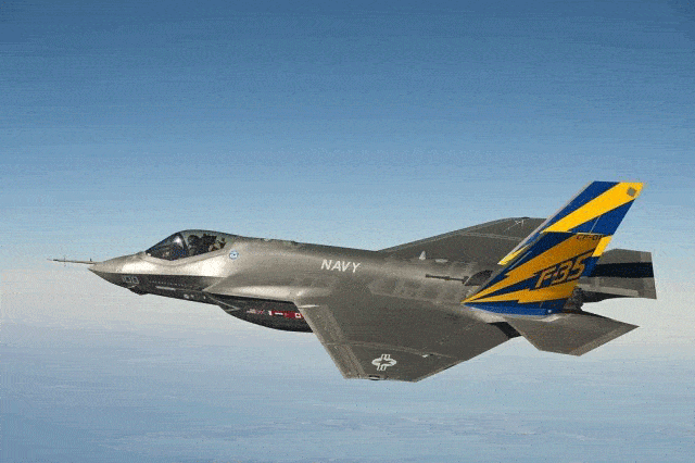 f-22战斗机(英文:f-22 fighter,编号:f-22,代号/绰号:raptor,译文