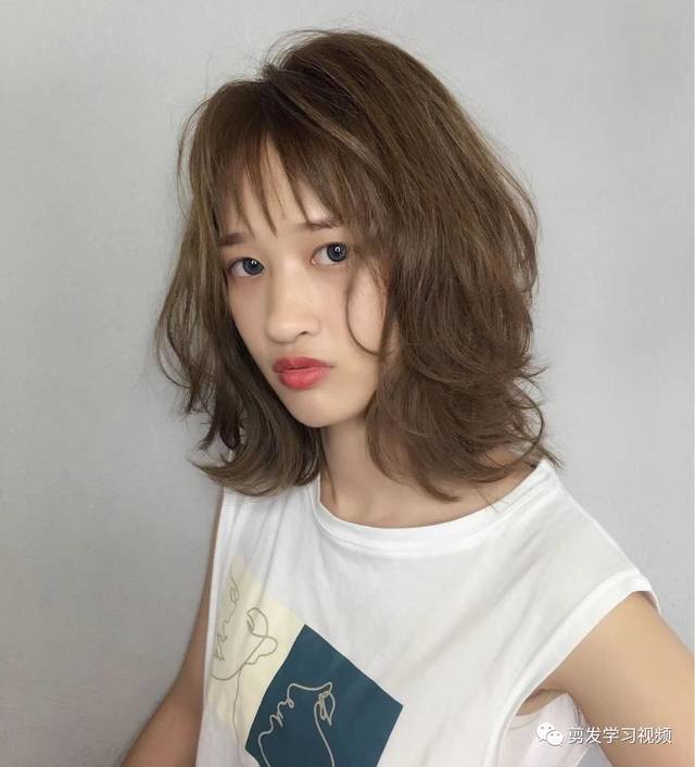 2020̷