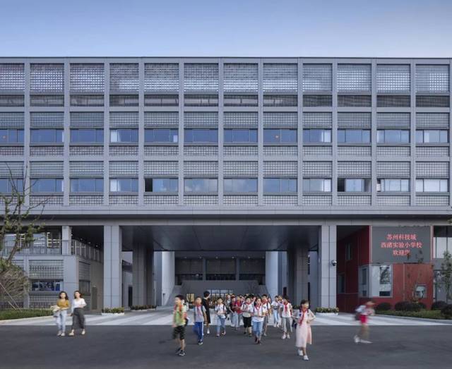 新作丨内向展开的多重院落格局——苏州科技城西渚实验小学