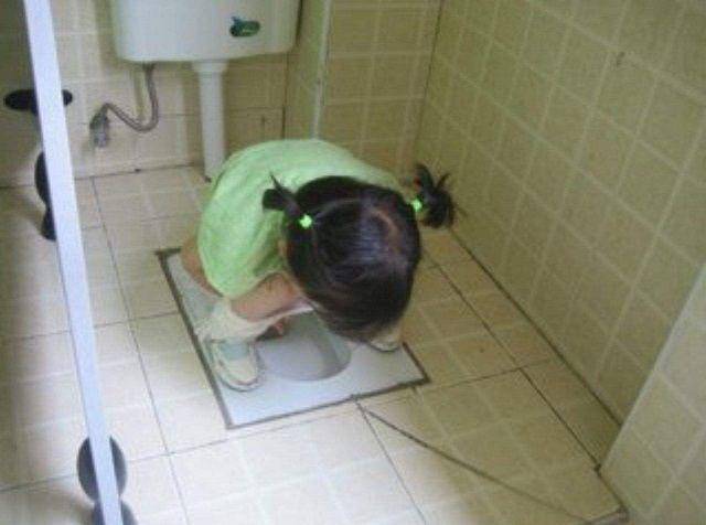 孩子上幼儿园放学回家,第一件事就是拉大便,为啥会有这种现象?
