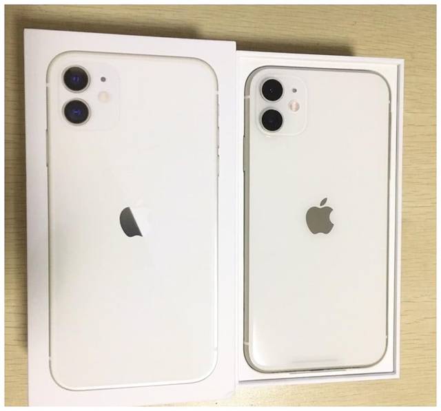 iphonexs max跌到谷底价,不如买苹果11?