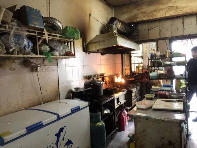 7家店上榜,后厨实景拍摄让你知道吃的啥!