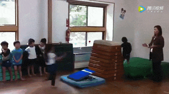 孩子危险,过分担心孩子安全会影响孩子成长?日本设计师讲危险学